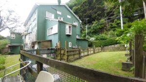 鴨川内浦ペンション外観